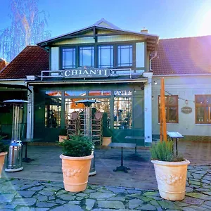 19 Vandrarhem